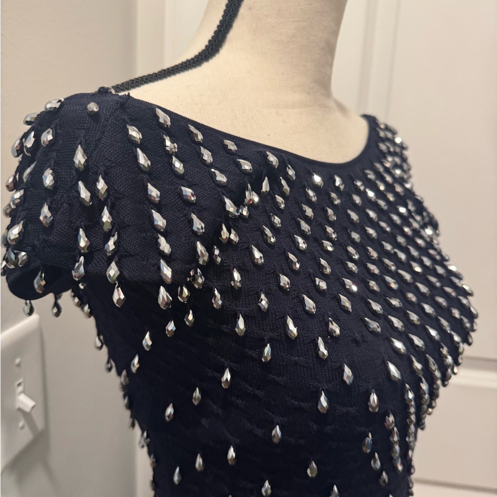 ASO SERENA VAN DER WOODSEN BLACK DRESS - Picture 4 of 11